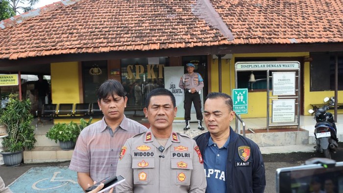 Polsek Palmerah menangkap sejoli yang buang bayi depan panti asuhan di Jakbar.
