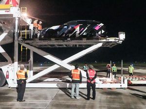 Seluruh Logistik MotoGP Mandalika 2025 Tiba di Lombok, Balapan Siap Digelar