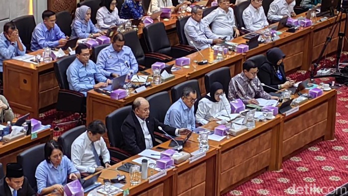 Rapat BGN dengan Komisi IX
