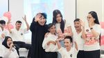 Top! Alasan Sabrina Chairunnisa Istri Deddy Corbuzier Sekolahkan Anak Disabilitas