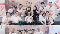 Karena, gue merasa sekarang ini punya privilege sampai bisa kuliah S3. Padahal dulu gue hampir gak jadi kuliah. Pokoknya alasannya adalah, gue pernah merasa di titik waktu itu ngerasain yang susah nyari uang buat bayar semesteran, jelasnya di Channel YouTube Deddy Corbuzier Goyang Lidah dilihat detikcom, Kamis (2/101/2025). Foto: dok instagram Sabrina Chairunnisa