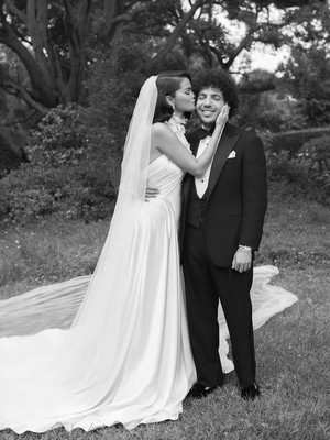Foto-foto Pernikahan Selena Gomez-Benny Blanco