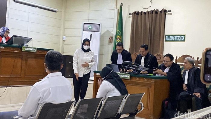 Sidang putusan terdakwa Zara Yupita Azra di PN Semarang, Kecamatan Semarang Barat, Kota Semarang, Rabu (1/10/2025).