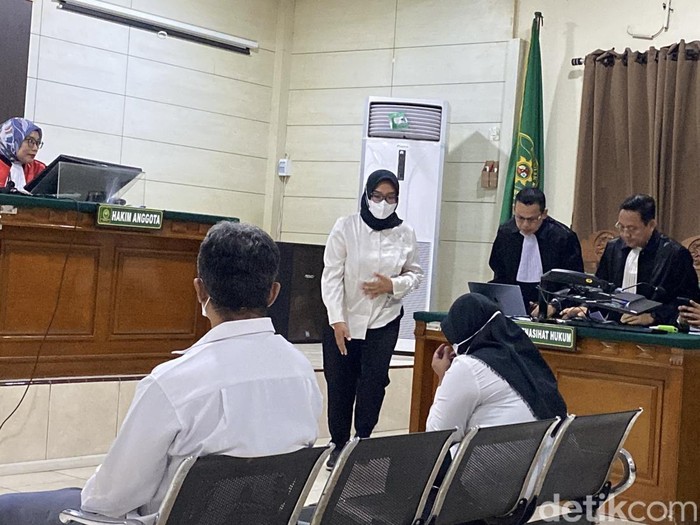 Sidang putusan terdakwa Zara Yupita Azra di PN Semarang, Kecamatan Semarang Barat, Kota Semarang, Rabu (1/10/2025).