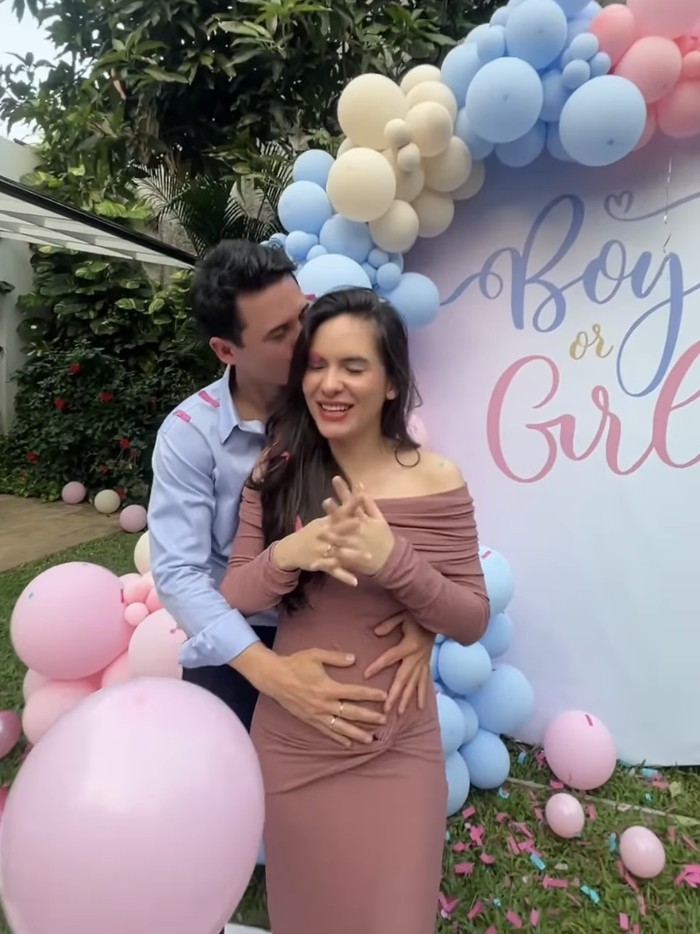 Steffi Zamora dan Nino Fernandez