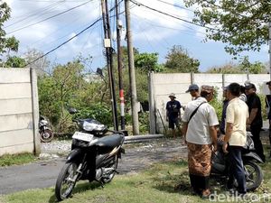 Wajah Terharu dan Senyum Lega Warga Lihat Tembok Pembatas GWK Dibongkar