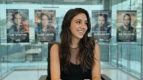 Tilly Norwood, aktris AI (Artificial Intelligence) yang diperkenalkan sebagai bintang Hollywood.