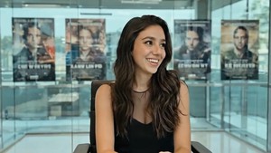 Mereka yang marah karena karakter AI-ku, Tilly Norwood bukan pengganti manusia. Ini hanya hasil kerja kreatif, sebuah karya seni. Aku gak melihat AI sebagai pengganti manusia tapi alat baru, sebuah kuas, kata Eline, kreator Tilly, dilansir dari 1News pada Rabu (1/10/2025). (Foto: dok. Instagram @tillynorwood)