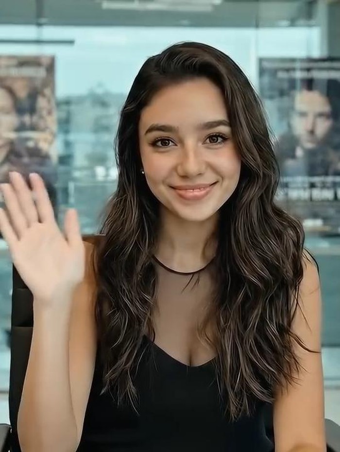 Tilly Norwood, aktris AI (Artificial Intelligence) yang diperkenalkan sebagai bintang Hollywood.