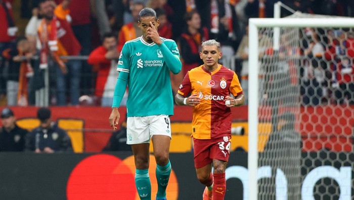 Soccer Football - UEFA Champions League - Galatasaray v Liverpool - Rams Park, Istanbul, Turkey - September 30, 2025 Liverpools Virgil van Dijk reacts after conceding their first goal scored by Galatasarays Victor Osimhen REUTERS/Murad Sezer