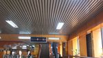 Potret Warna-warni Stasiun KRL Rute Manggarai-Jakarta Kota