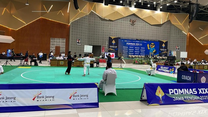 Atlet UNM menyumbang 16 medali di Ajang Pomnas XIX Jawa Tengah.