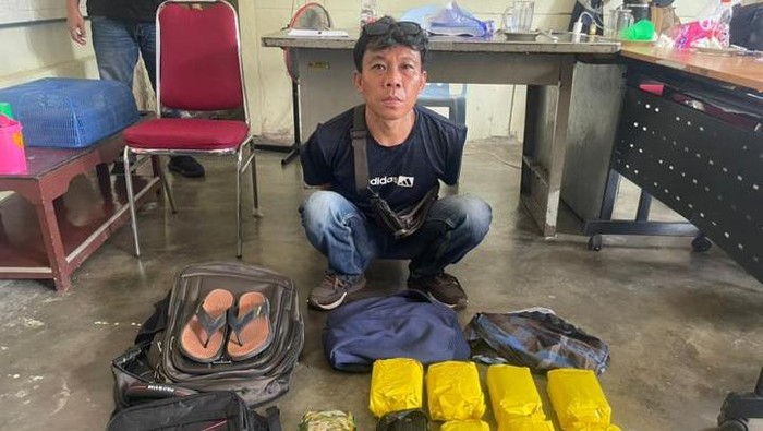 Bareskrim Polri menggagalkan pengiriman sabu seberat 9 kg jaringan Malaysia-Indonesia di Bengkalis, Riau. (dok. ist)