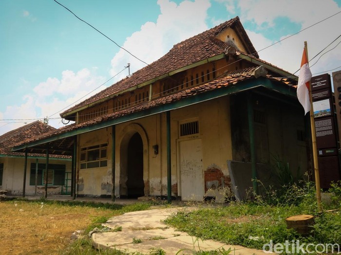 Bekas klinik Pabrik Gula Randugunting di Kalurahan Tamanmartani, Kalasan, Sleman, Kamis (2/10/2025).