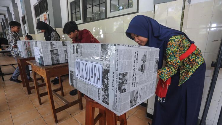 Belajar Demokrasi, Siswa SMP di Semarang Gelar Pemilihan Ketua OSIS ala Pemilu