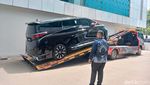 Mobil Mewah dari Billy Syahputra untuk Vika Kolesnaya dan Anak Pertama
