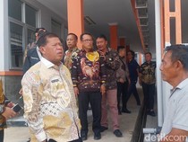 Bupati Eman Kecewa Pembangunan Sekolah Rakyat Molor dari Target