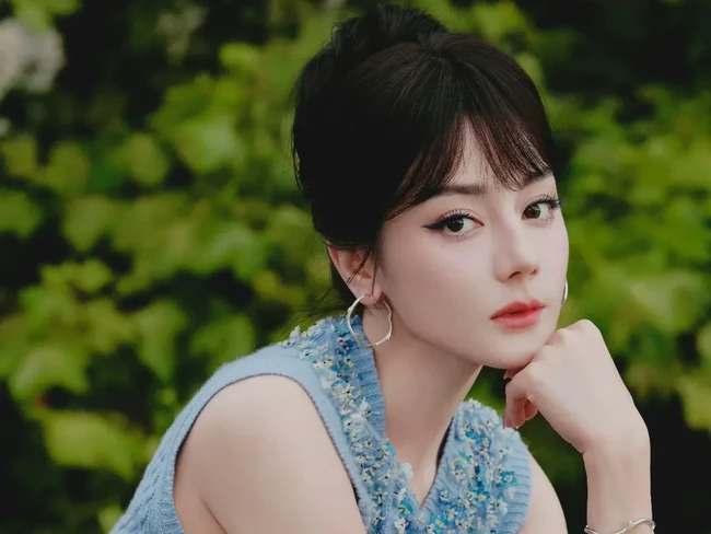 Dilraba Dilmurat Menghadiri Fashion Show Dior Spring/Summer 2026