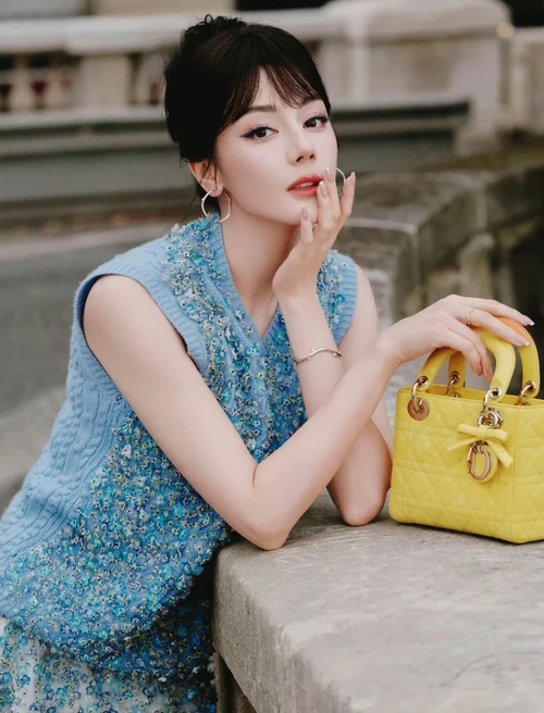 Dilraba Dilmurat Menghadiri Fashion Show Dior Spring/Summer 2026