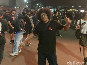 Penantian Panjang Edi Brokoli Nonton Foo Fighters: Beli Tiket Paling Mahal