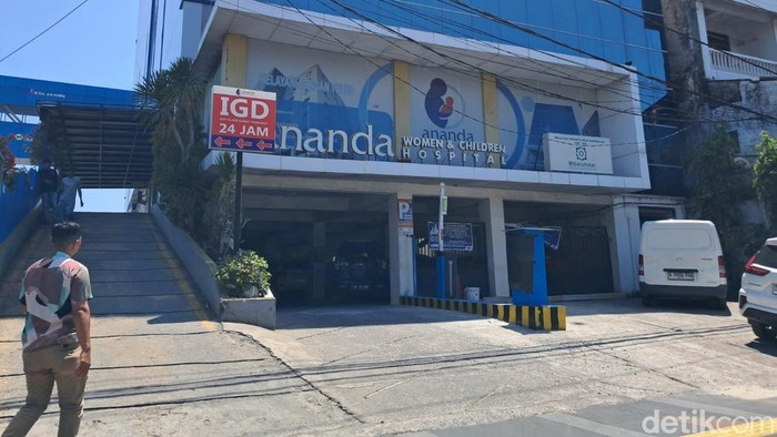 Gedung RSIA Ananda Makassar.