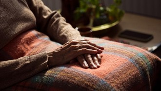 3 Rahasia Panjang Umur Wanita Usia 100 Tahun, Masih Aktif Main Tenis