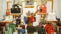 Pameran ini dibuka untuk umum pukul 10.00–21.00 WIB dengan tiket masuk Rp35 ribu dan dapat dikunjungi hingga 5 Oktober 2025.