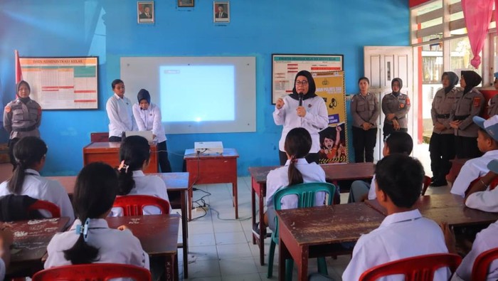 Kasat Reskrim Polres Sigi Iptu Siti Elminawati