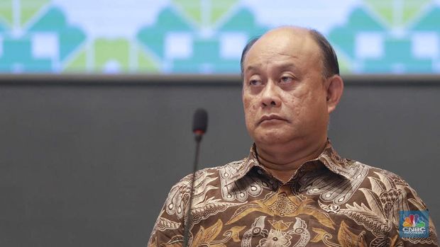 Kepala BGN, Dadan Hindayana dalam Konferensi pers penanggulangan KLB pada program prioritas makan bergizi gratis di Kementerian Kesehatan, Kamis, (2/1/2025). (CNBC Indonesia/Muhammad Sabki)