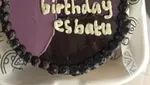 Kocak! 9 Ucapan di Kue Ulang Tahun yang Nyeleneh dan Anti-Mainstream