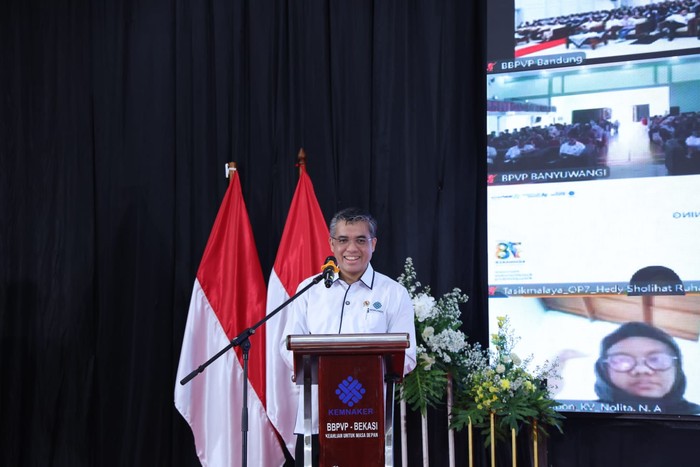 Menaker Yassierli