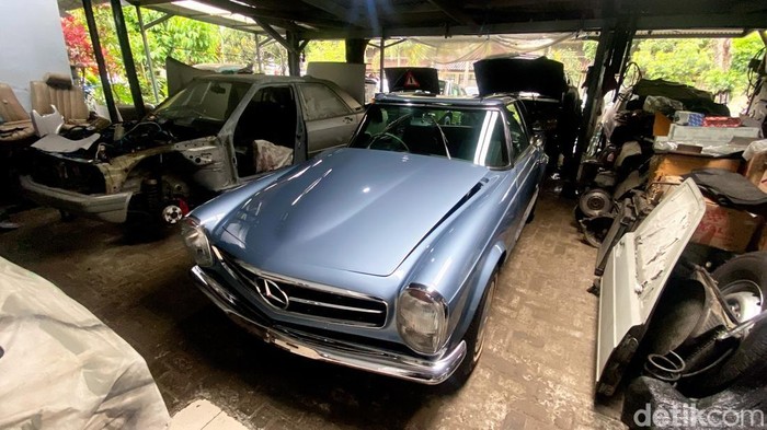Mobil Mercy B.J. Habibie yang sudah jadi milik Ridwan Kamil.