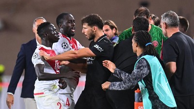 Ribut-ribut Monaco Vs Man City: Donnarumma Tak Serahkan Bola, lalu...