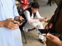 Taliban Pulihkan Layanan Internet, Warga Afghanistan Merayakan