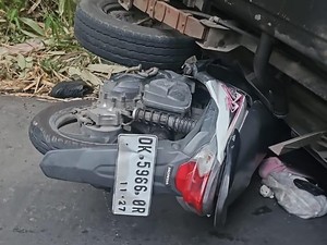 Motor Tertimpa Pikap Terguling, Pelajar 18 Tahun di Buleleng Tewas