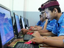 Pembelajaran Berbasis Teknologi Ramah Anak, Siswa Bali Belajar Coding dan AI