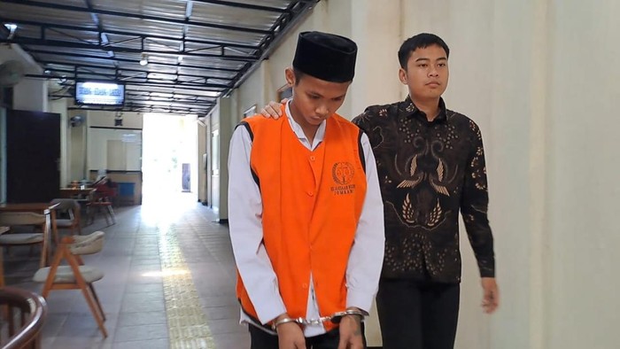 Hanif, salah satu terdakwa pembunuhan Faiz di Mojokerto