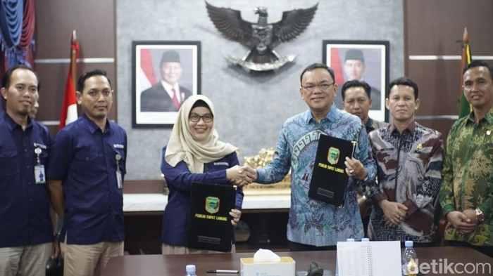 Bupati Kabupaten Empat Lawang Joncik Muhammad tandatangani MOU kerja dengan BPJS