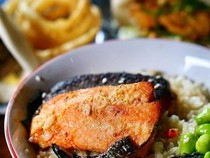 Makan Siang di Sudirman? Ini 5 Restoran Enak dan Keren buat Tanggal Muda