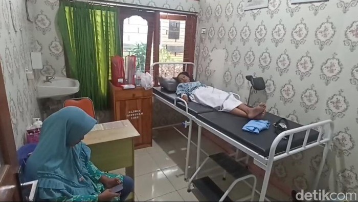 Siswa Mts Muhammadiyah Sine dilarikan  ke RSI Aisyiyah