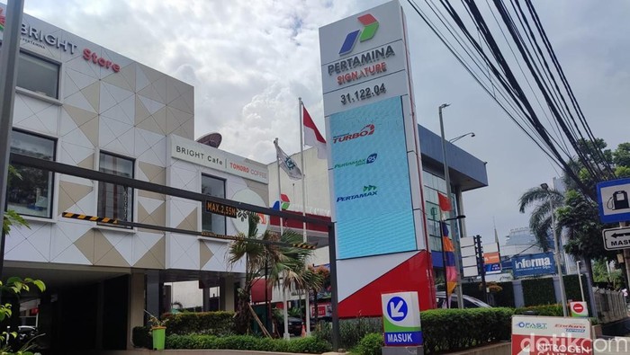 SPBU Signature Pondok Indah