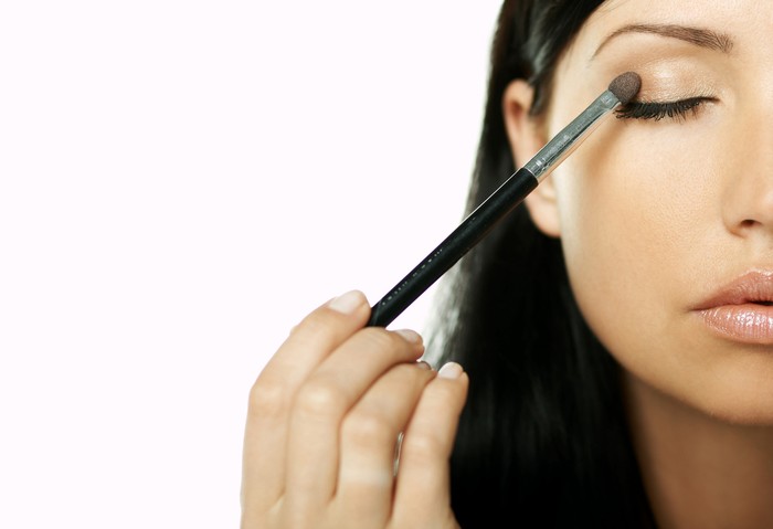 Tips Memakai Eye Shadow