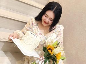 Via Vallen Sederhana Rayain Ultah, Beli Kue Sendiri?