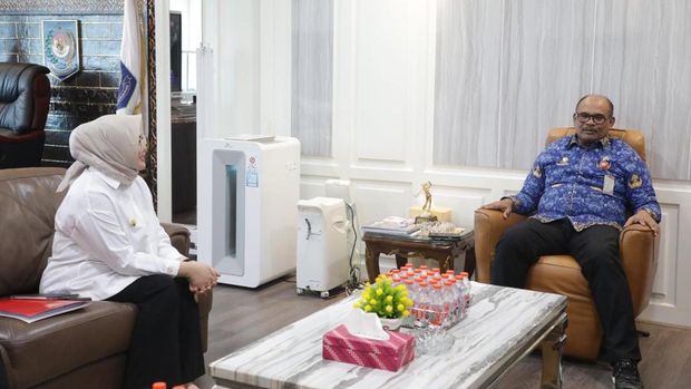 Wali Kota Kendari Siska Karina Imran menemui Dirjen Bina Administrasi Wilayah (Bina Adwil) Kemendagri, Safrizal ZA di Jakarta.