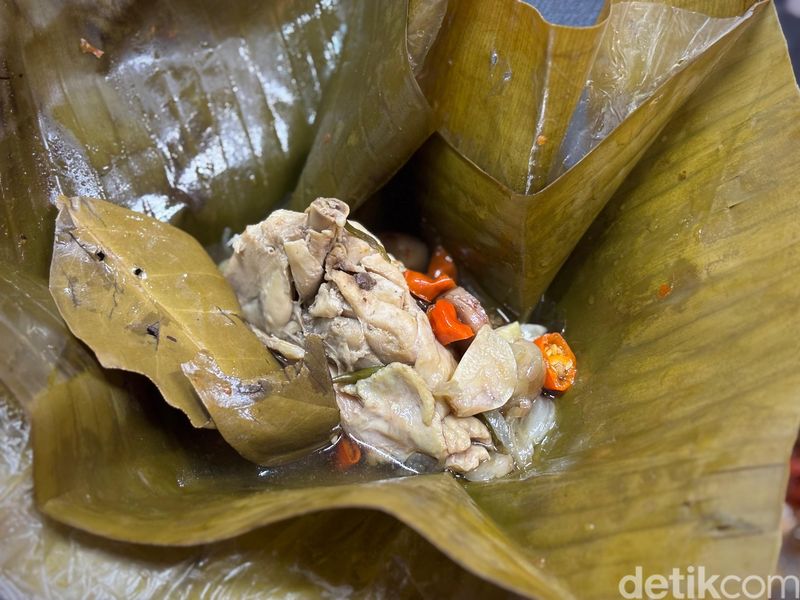Ayam Panggang Mami Nungky.