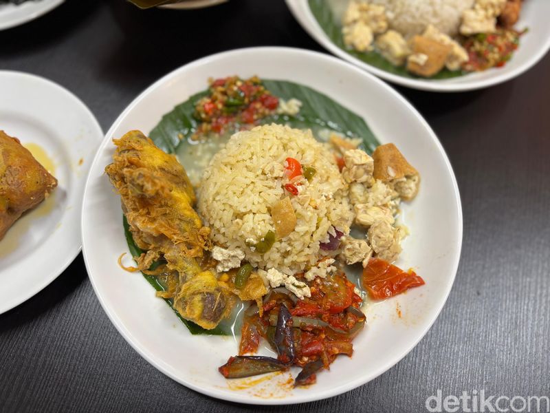 Ayam Panggang Mami Nungky.