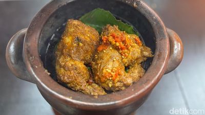 Nunung dan Vicky Prasetyo Jualan Ayam Panggang, Harganya Murah Meriah!