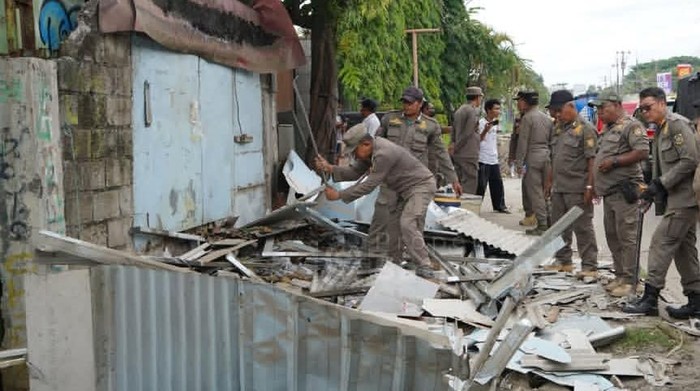 Bangunan Liar di Bogor