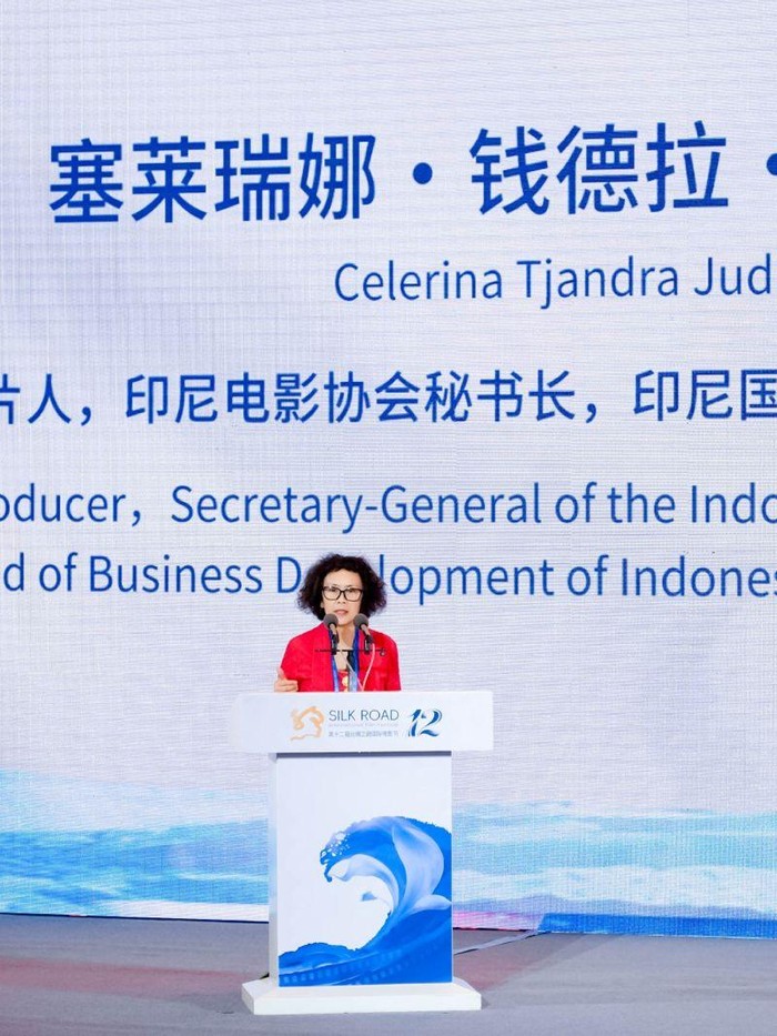 Celerina Judisari Ketua Bidang Pengembangan Usahab BPI bicara di Silk Road International Film Festival (SRIFF) di China.