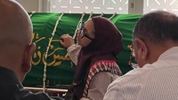 Ia menceritakan soal perjuangan untuk ke Gaza tapi gagal. Menurutnya, perjuangan yang dilakukan selalu mendapatkan dukungan dari Marissa Haque. Foto: dok instagram Chiki Fawzi